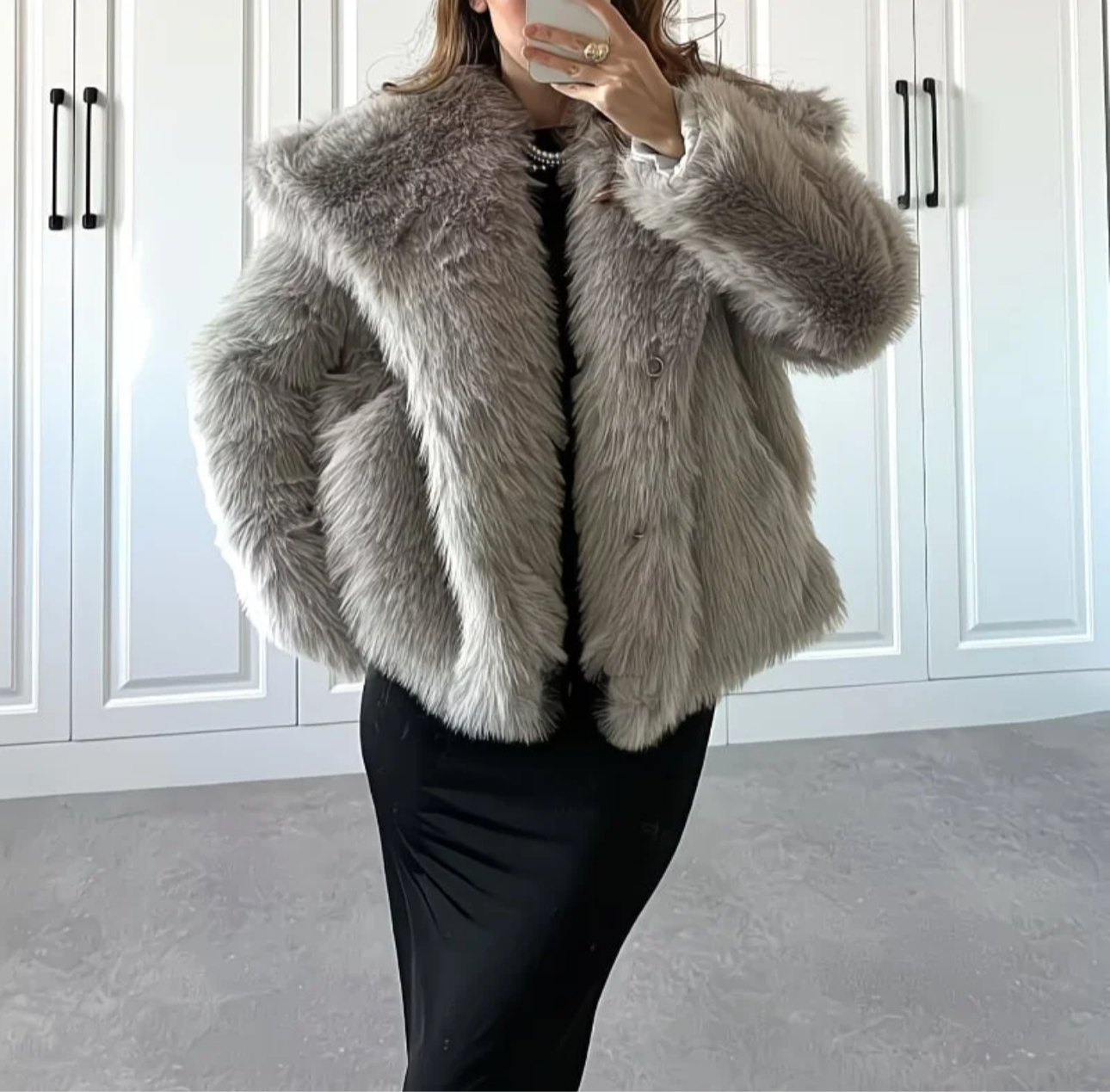 Manteau Velora Paris – Fourrure Élégance Hivernale