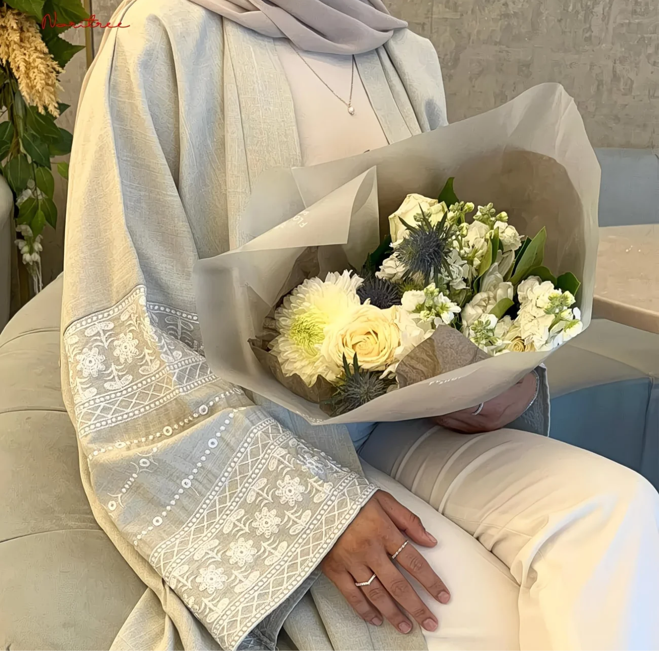 Abaya Amira — Élégance Bohème & Broderies Précieuses
