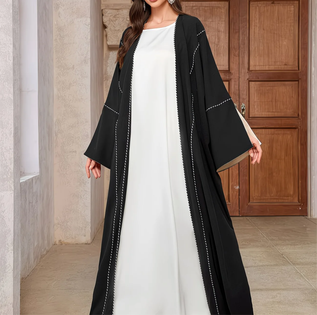Abaya Samira — Élégance Graphique et Raffinement Moderne