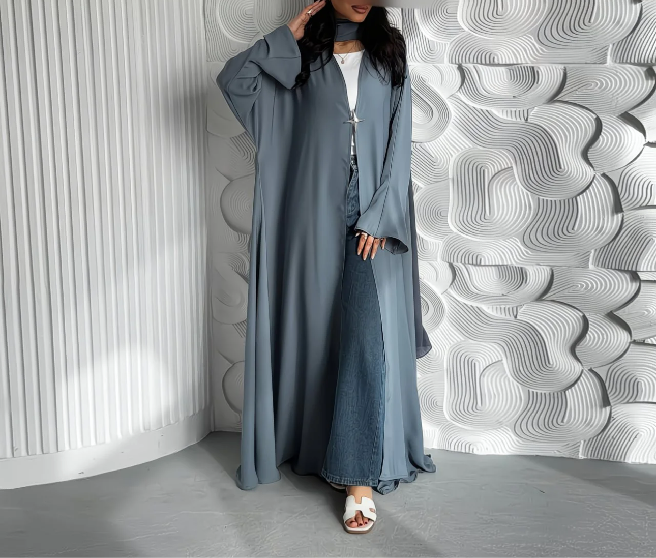 Abaya Azura — Élégance Fluide et Intemporelle