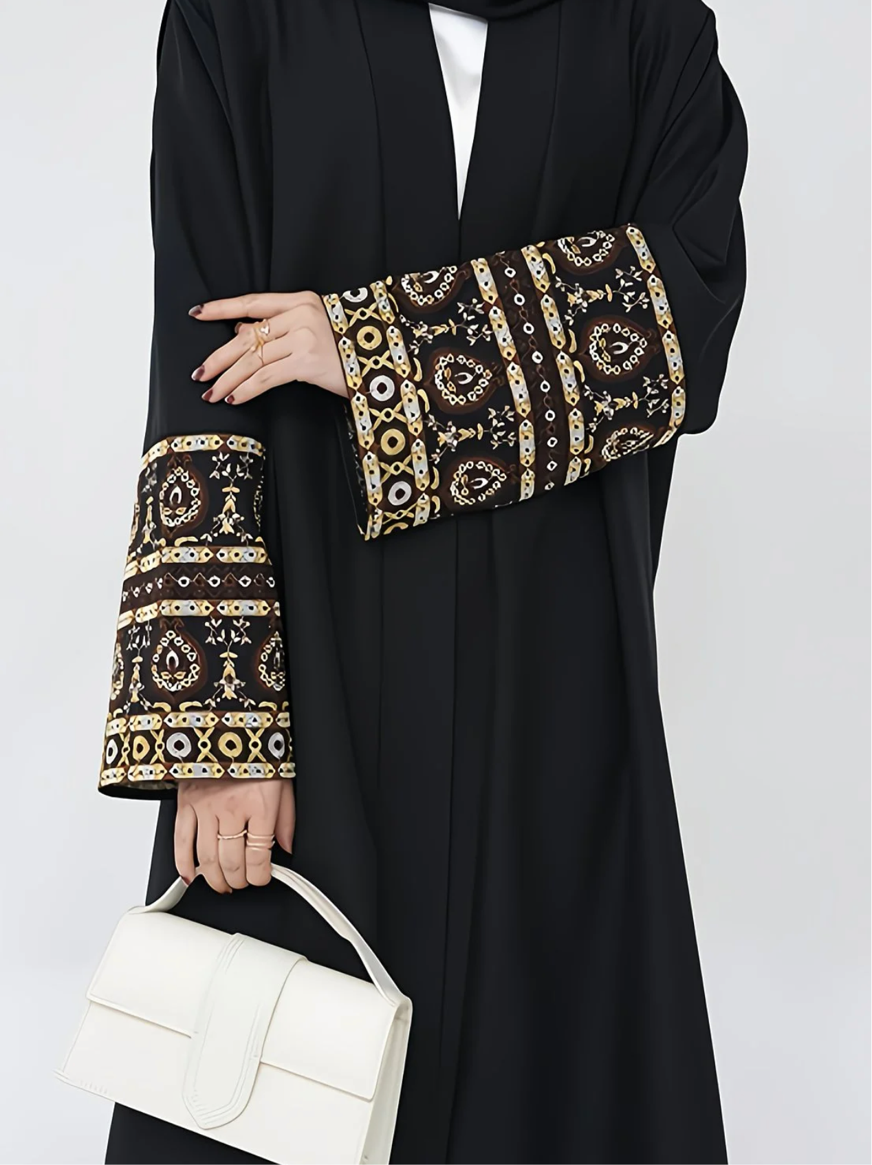 Vérole Paris — Abaya Élégance Royale