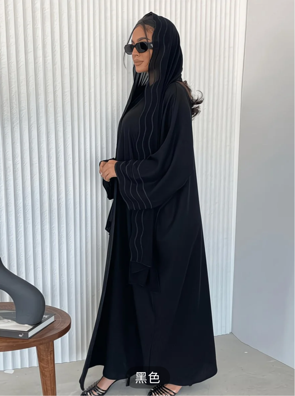 Abaya Noura — Élégance Fluide & Broderie Ondoyante