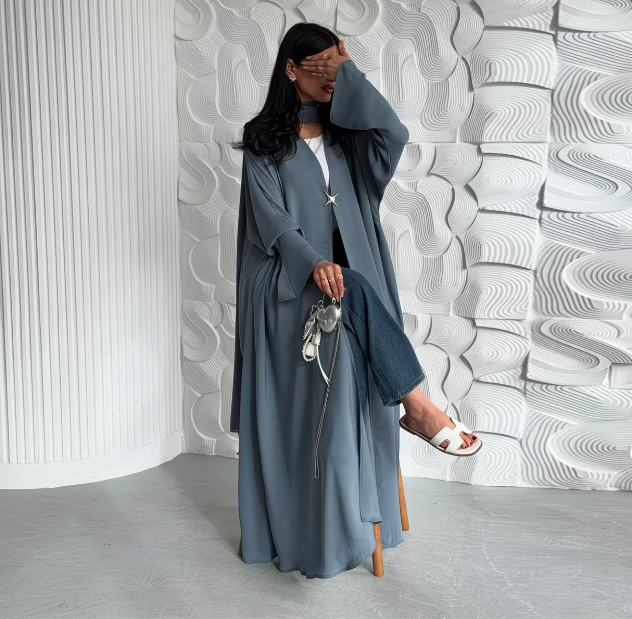 Abaya Azura — Élégance Fluide et Intemporelle