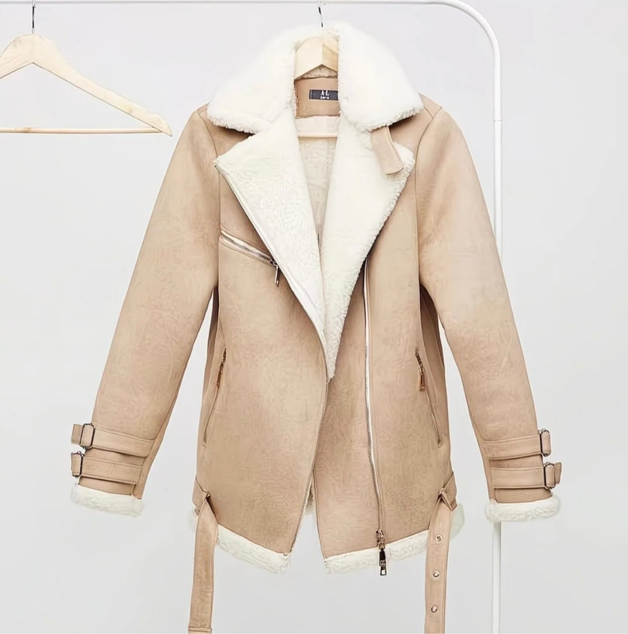 Blouson Aviateur Femme – Doublé Fourrure Style Hiver Chic