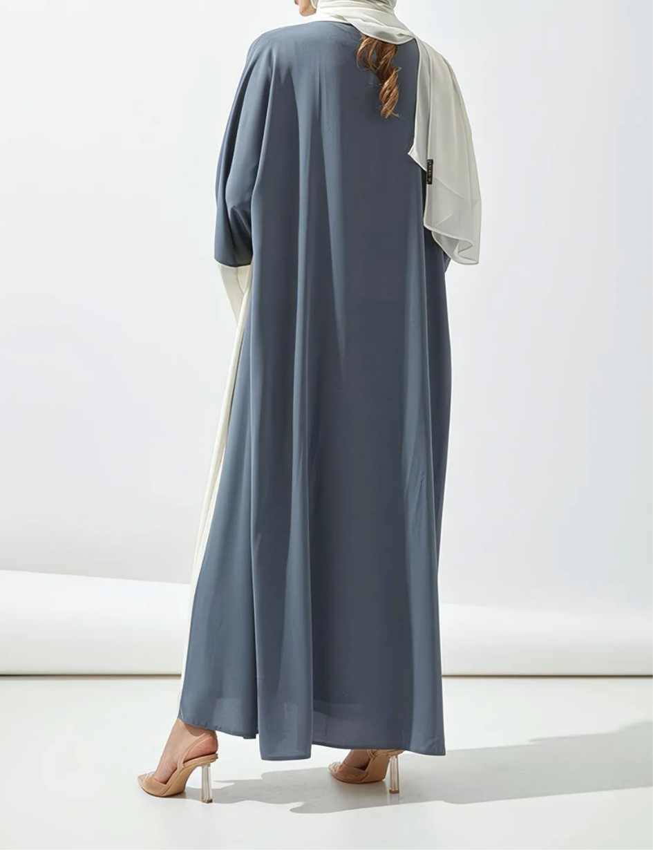Abaya Nour — Élégance Pure & Contraste Subtil