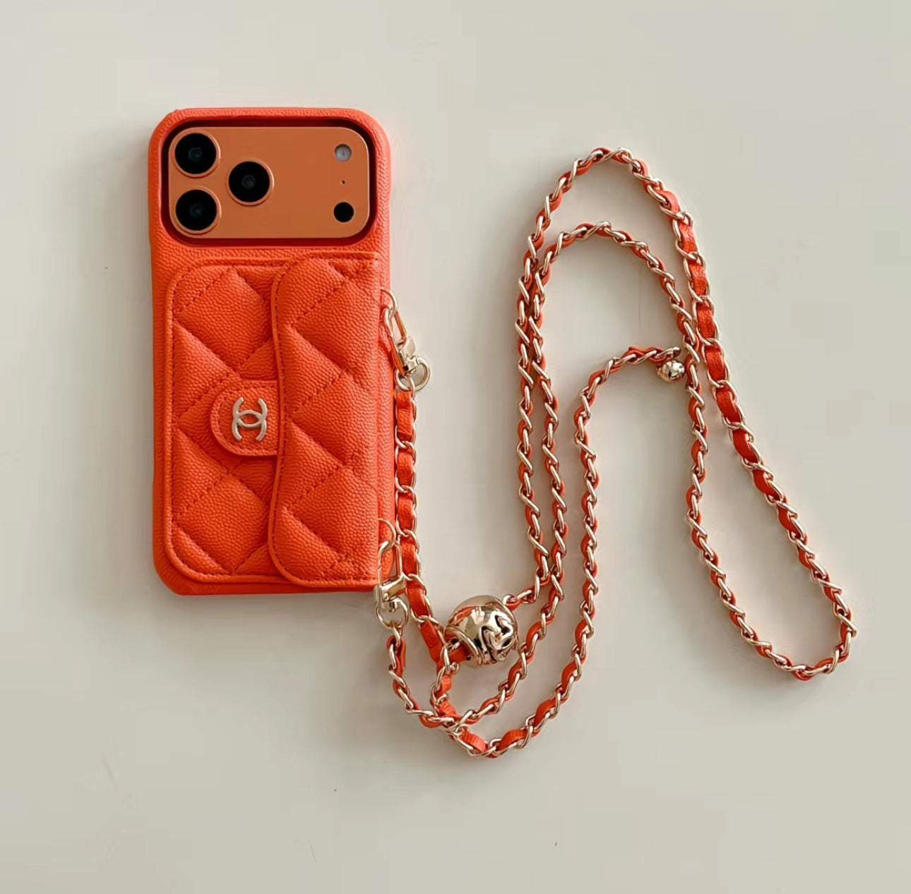 Coque de Téléphone Matelassée avec Mini Pochette & Chaîne – Style Luxe Premium