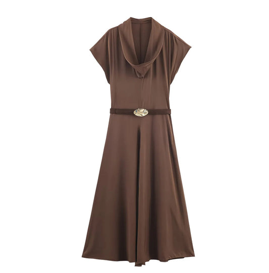 Robe fluide marron ceinturée