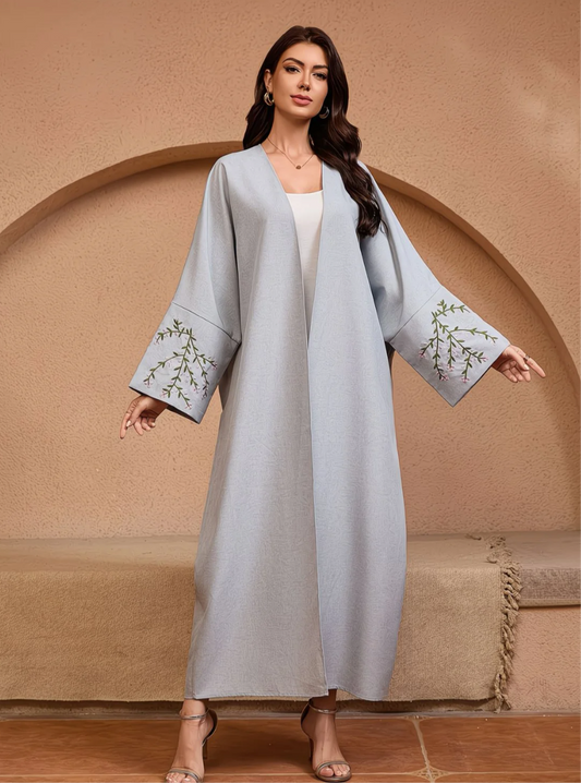 Abaya Lina — Élégance Florale & Modernité Minimaliste