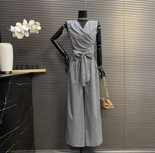 Robe Signature – Drapé Élégance Grise