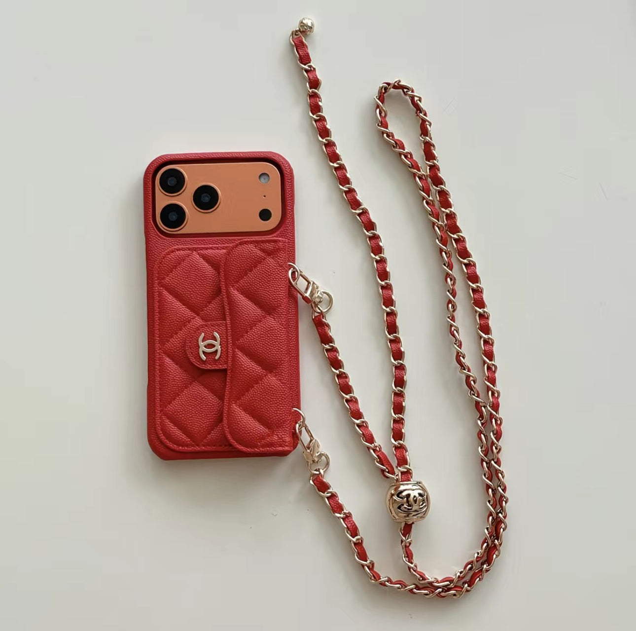 Coque de Téléphone Matelassée avec Mini Pochette & Chaîne – Style Luxe Premium