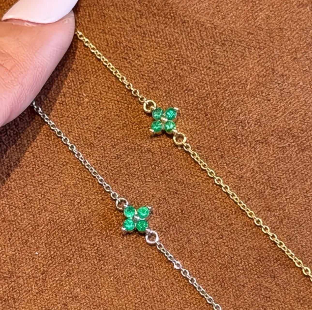 Bracelet “Trèfle Émeraude”