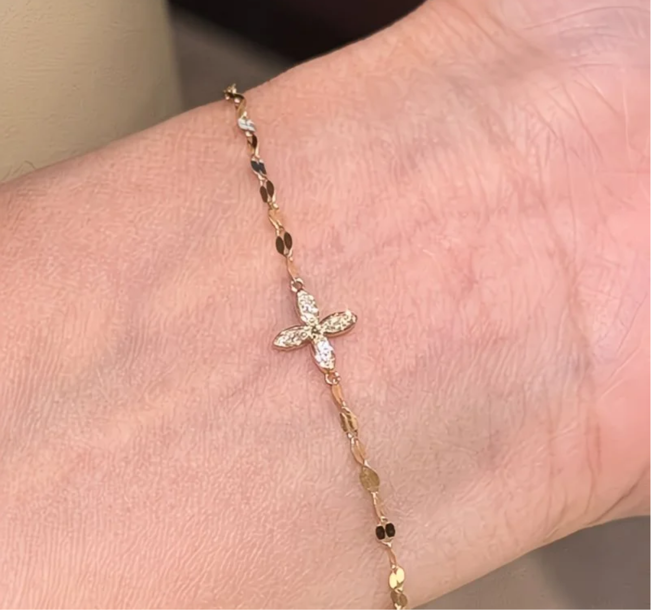 Bracelet “Croix Élégance”