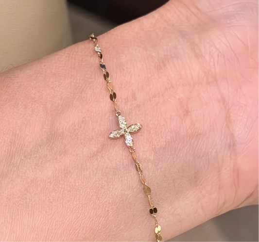 Bracelet “Croix Élégance”
