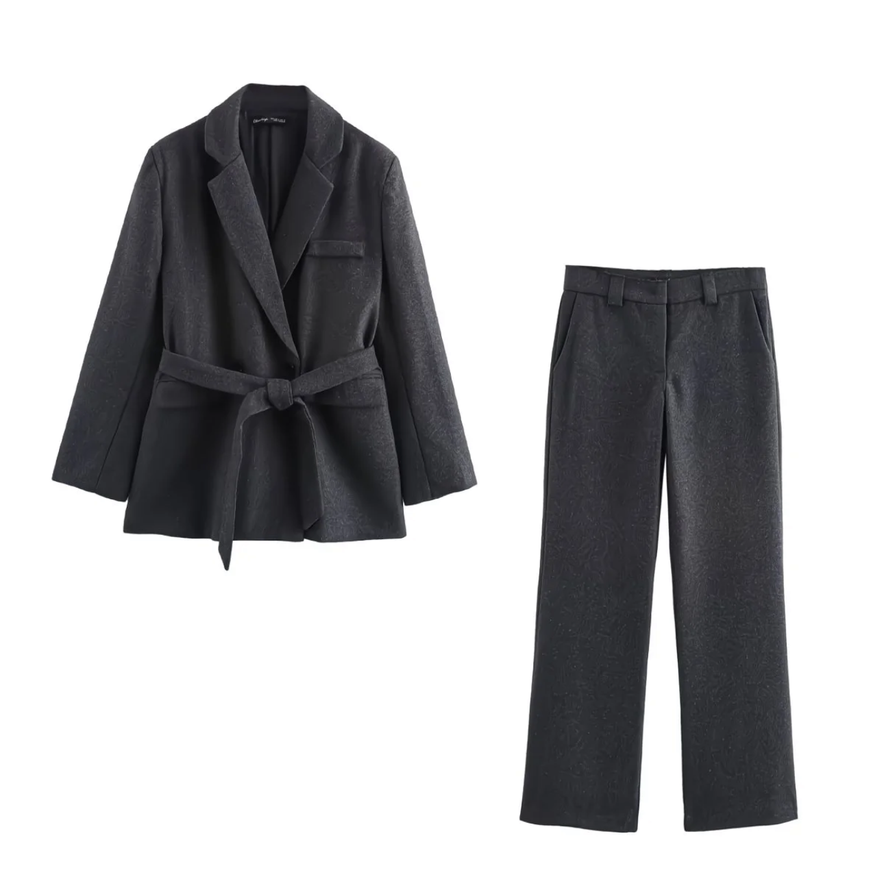 Ensemble tailleur femme noir avec ceinture – Élégance moderne automne