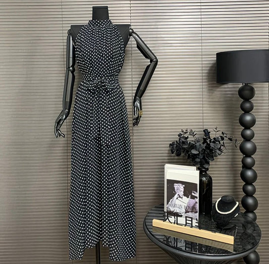 Robe Signature – Texture Élégance Noire