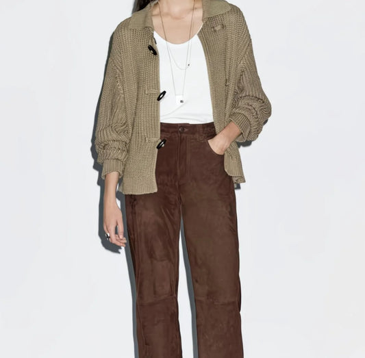 Cardigan maille texturée à attaches bijou