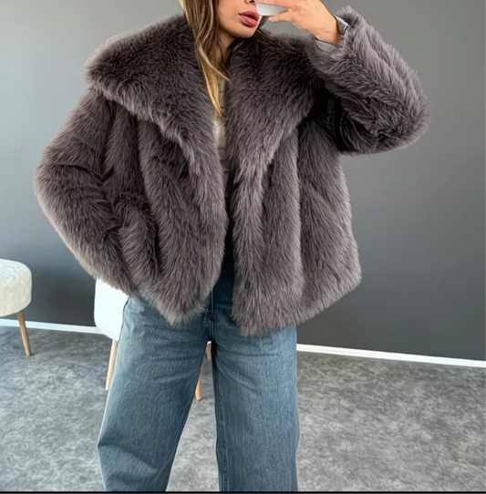 Manteau Velora Paris – Fourrure Élégance Hivernale