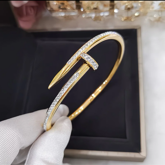 Bracelet “Clou Élégance”