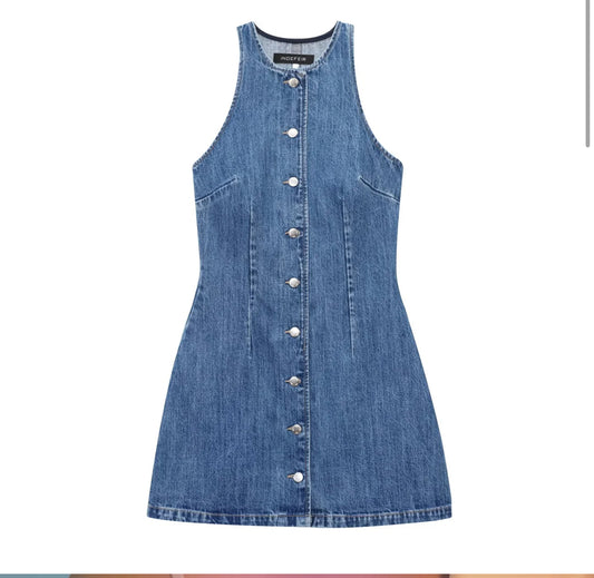 Robe en jean boutonnée coupe cintrée